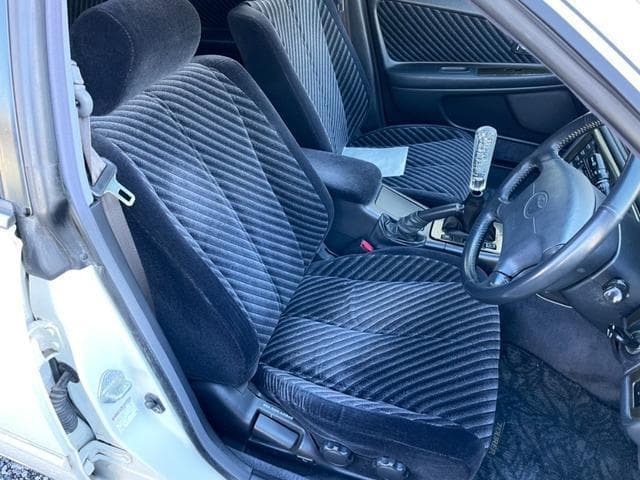 1998 Toyota Mark II JDM car for sale — photo 13 of 25
