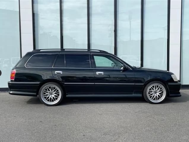 2000 Toyota Crown JDM car for sale — photo 18 of 25