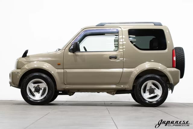 1998 Suzuki Jimny JDM car for sale — photo 4 of 25