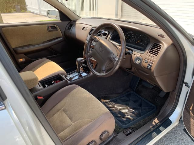 1995 Toyota Cresta JDM car for sale — photo 8 of 21