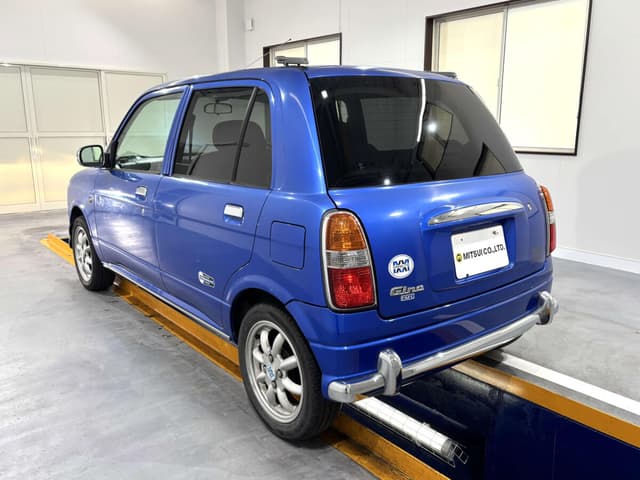 2001 Daihatsu Mira JDM car for sale — photo 4 of 25