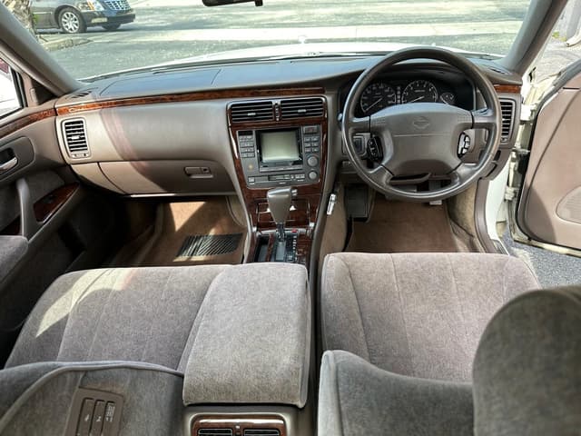 1996 Nissan Cima JDM car for sale — photo 16 of 25
