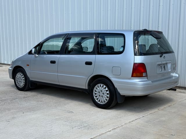 1997 Honda Odyssey JDM car for sale — photo 4 of 23