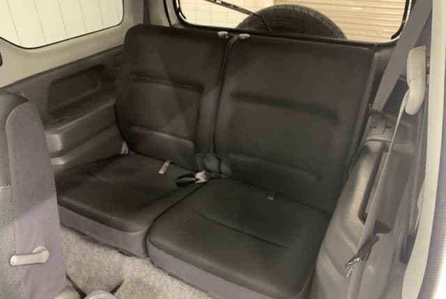 2000 Suzuki Jimny JDM car for sale — photo 16 of 25