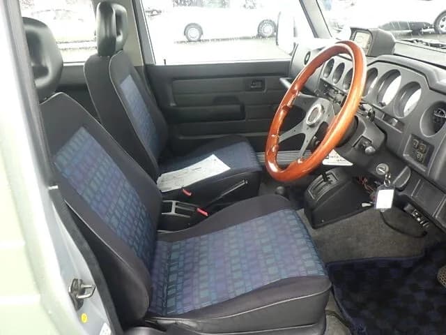 1997 Suzuki Jimny JDM car for sale — photo 7 of 8