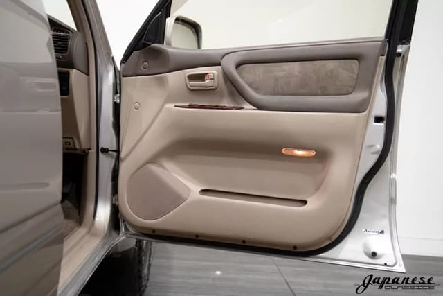 2000 Toyota Land Cruiser JDM car for sale — photo 19 of 25