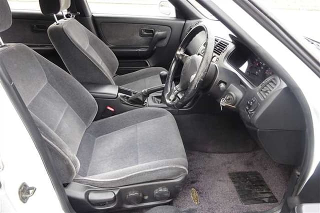 1993 Nissan Skyline JDM car for sale — photo 10 of 25