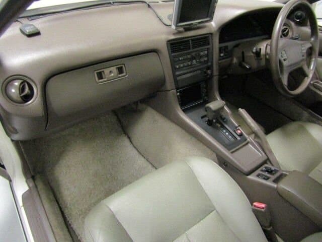1989 Toyota Soarer JDM car for sale — photo 12 of 25