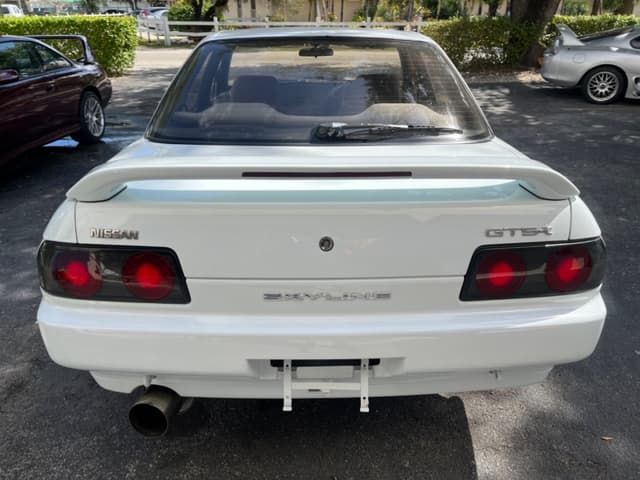 1990 Nissan Skyline JDM car for sale — photo 6 of 16