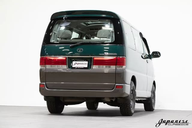 1997 Toyota HiAce JDM car for sale — photo 8 of 25
