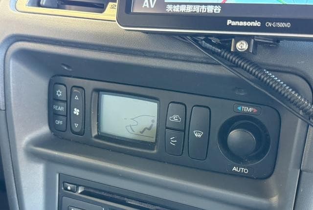 1996 Mitsubishi Pajero JDM car for sale — photo 6 of 9