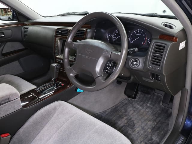 1998 Nissan Cima JDM car for sale — photo 9 of 25