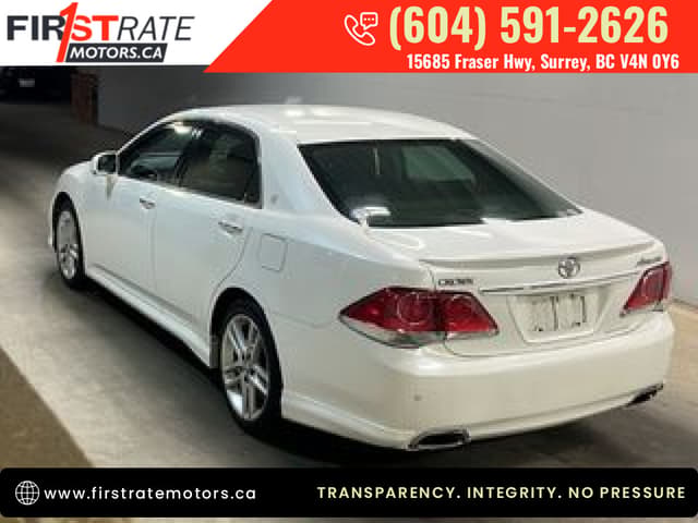 2011 Toyota Crown JDM car for sale — photo 2 of 3