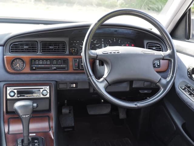 1991 Nissan Laurel JDM car for sale — photo 10 of 25