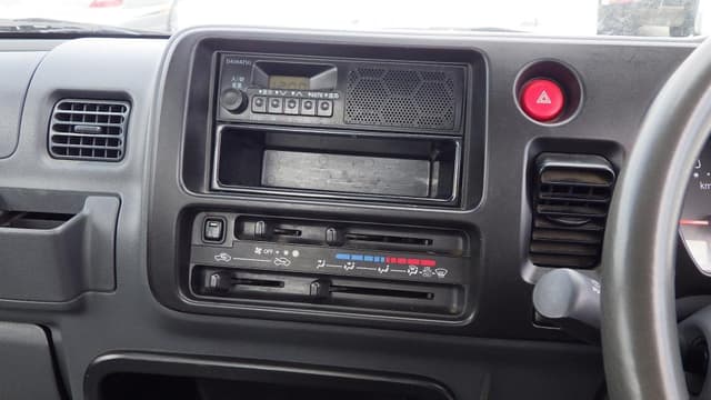 2008 Daihatsu Hijet JDM car for sale — photo 10 of 16