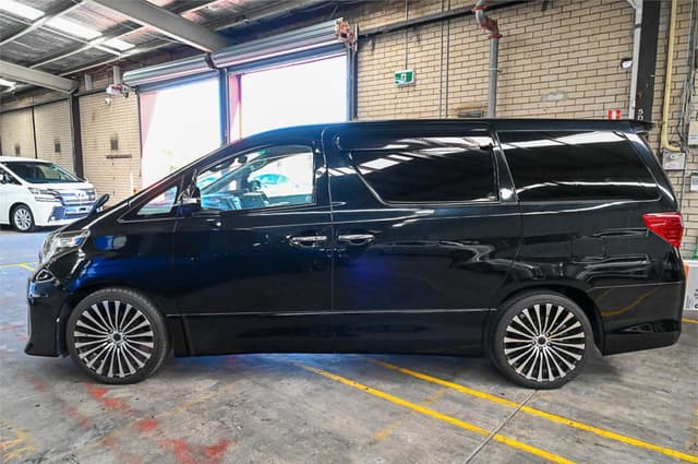 2012 Toyota Alphard JDM car for sale — photo 6 of 10
