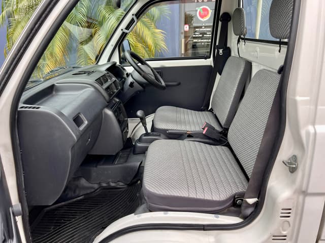 1999 Daihatsu Hijet JDM car for sale — photo 17 of 18