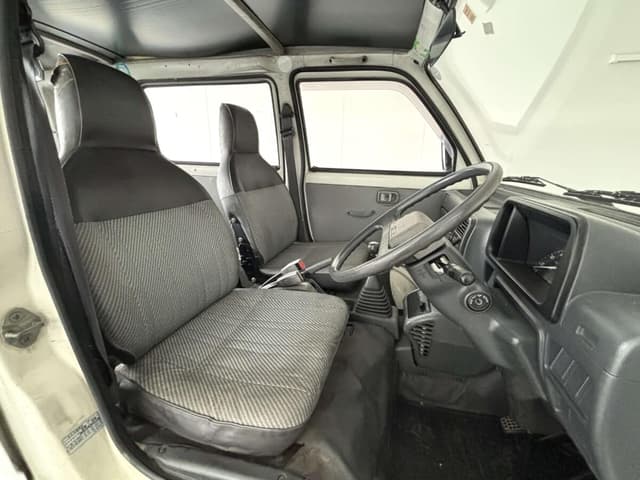 1993 Daihatsu Hijet JDM car for sale — photo 9 of 25