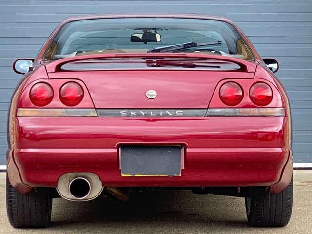 1993 Nissan Skyline JDM car for sale — photo 6 of 25