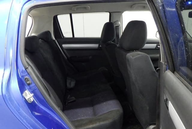 2010 Suzuki Swift JDM car for sale — photo 5 of 8