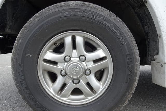2001 Toyota Land Cruiser JDM car for sale — photo 10 of 10