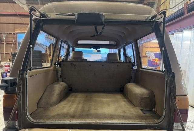 1986 Nissan Safari JDM car for sale — photo 23 of 25