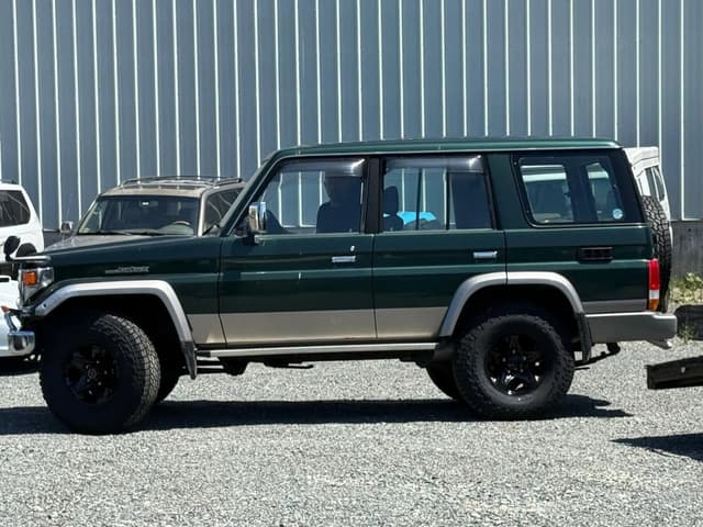 2000 Toyota Land Cruiser JDM car for sale — photo 7 of 10
