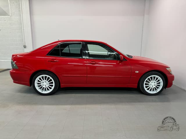 1999 Toyota Altezza JDM car for sale — photo 21 of 25