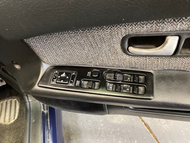 1990 Nissan Skyline JDM car for sale — photo 14 of 21