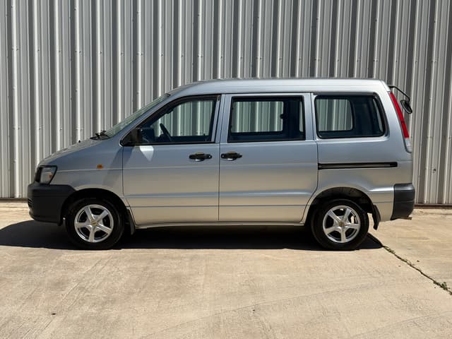 2000 Toyota Townace JDM car for sale — photo 5 of 20
