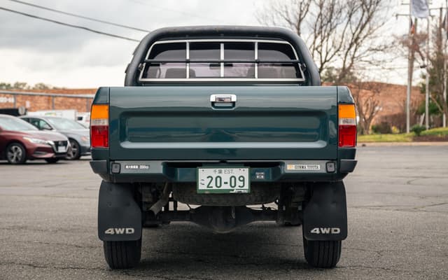 1997 Toyota Hilux JDM car for sale — photo 5 of 9