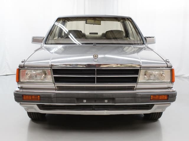 1983 Nissan Gloria JDM car for sale — photo 3 of 25