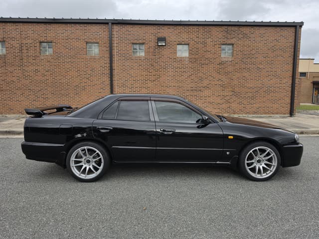 1998 Nissan Skyline JDM car for sale — photo 2 of 20