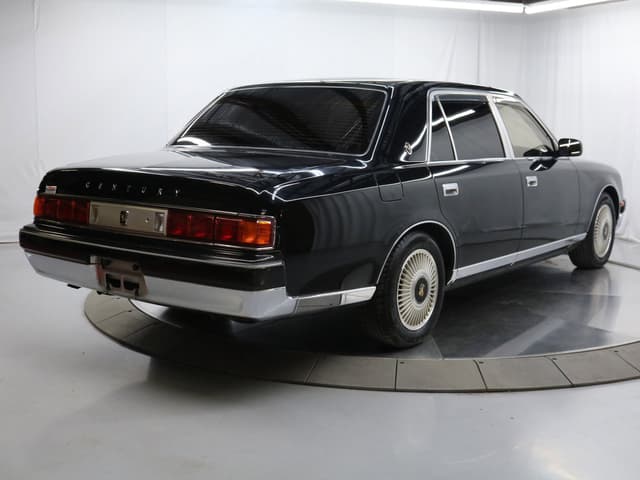 1997 Toyota Century JDM car for sale — photo 7 of 25