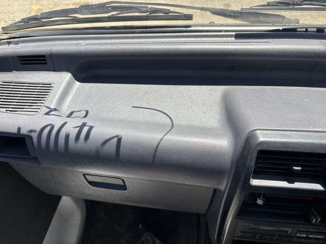 1994 Mitsubishi Minicab JDM car for sale — photo 16 of 25