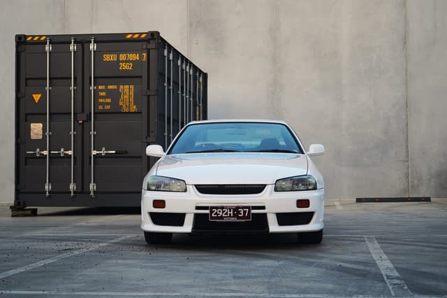 1998 Nissan Skyline JDM car for sale — photo 3 of 25