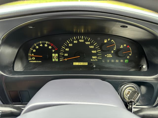1998 Toyota Hilux Surf JDM car for sale — photo 20 of 20