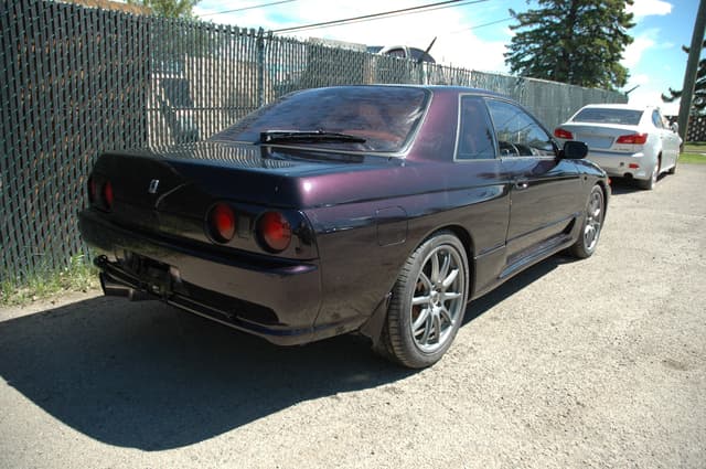 Nissan Skyline JDM car for sale — photo 6 of 11