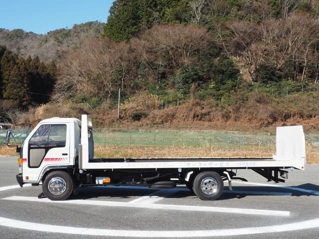 1991 Isuzu Elf JDM car for sale — photo 19 of 24