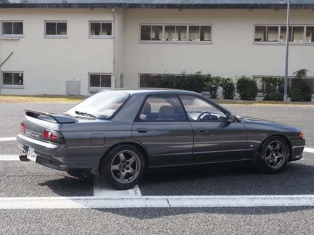 1991 Nissan Skyline JDM car for sale — photo 21 of 24