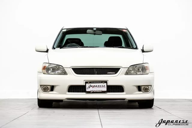 1999 Toyota Altezza JDM car for sale — photo 2 of 25