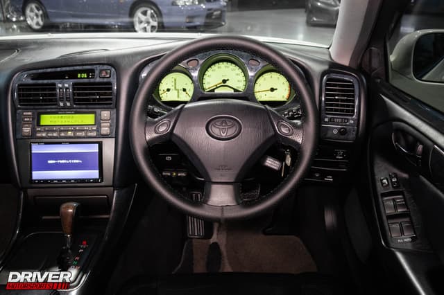 2000 Toyota Aristo JDM car for sale — photo 3 of 25