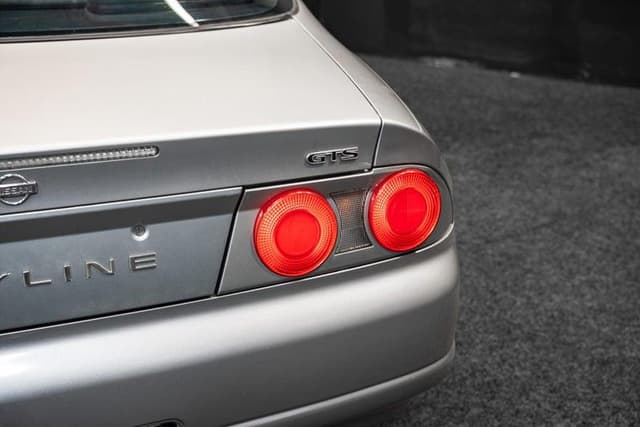 1996 Nissan Skyline JDM car for sale — photo 3 of 16