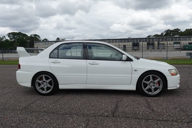 2001 Mitsubishi Lancer Evolution JDM car for sale — photo 5 of 18