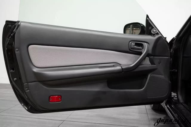 1998 Nissan Skyline JDM car for sale — photo 20 of 25