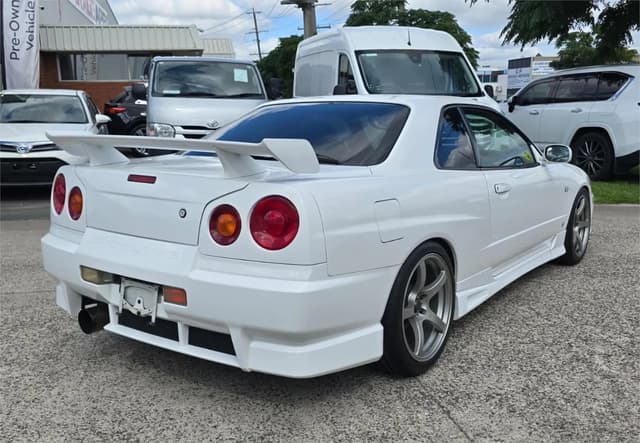 1999 Nissan Skyline JDM car for sale — photo 8 of 19