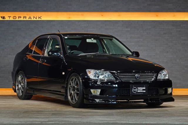 2002 Toyota Altezza JDM car for sale — photo 12 of 25