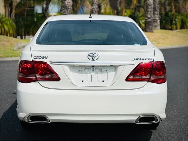 2008 Toyota Crown JDM car for sale — photo 8 of 25