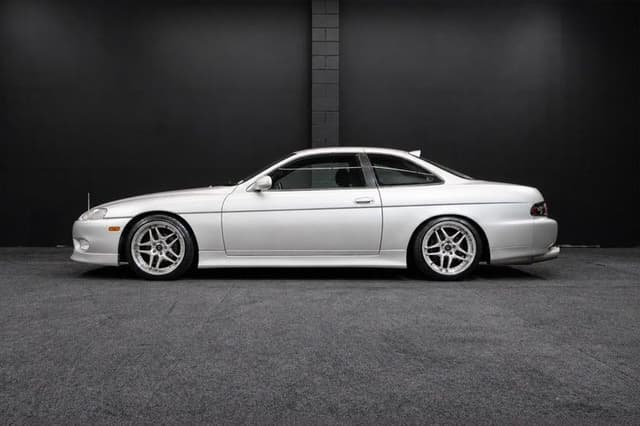 1999 Toyota Soarer JDM car for sale — photo 8 of 19