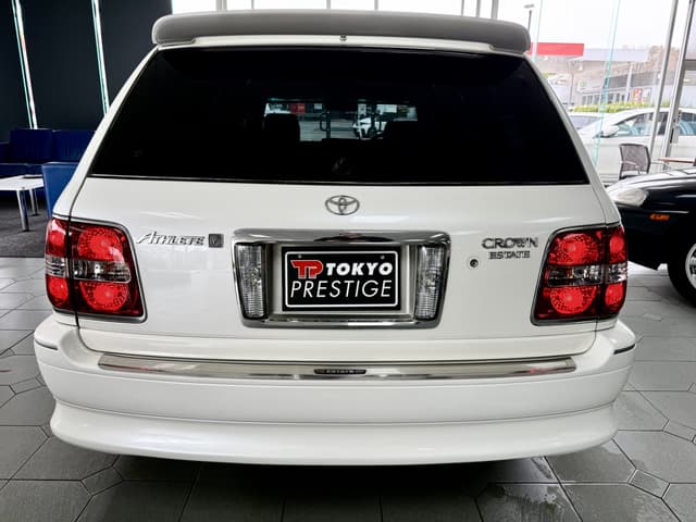 2003 Toyota Crown JDM car for sale — photo 4 of 5
